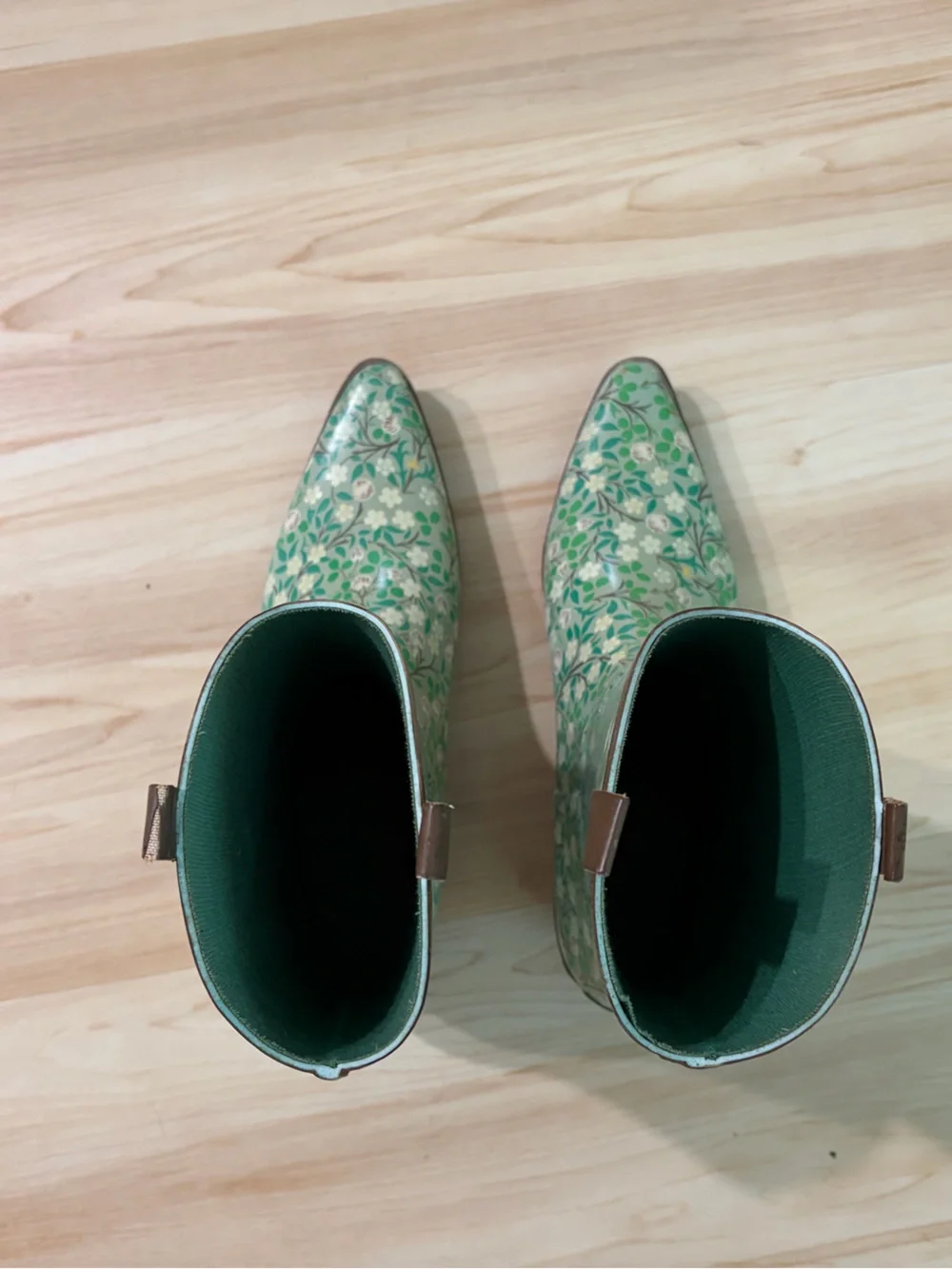 Tamara Henriques - Green Floral Western Rain Boots